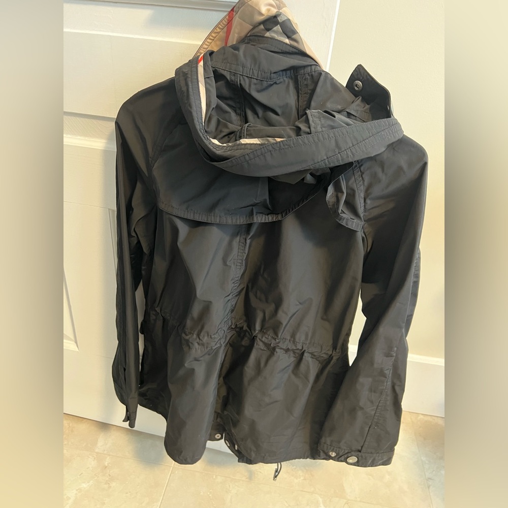 Burberry spring jacket - Picture 7 of 9